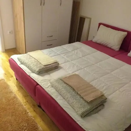 Apartment Check In Vranjes